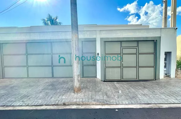 Casa com 6 dormitórios à venda, 295 m² por R$ 1.000.000,00 - Jardim dos Bandeirantes - Ourinhos/SP - Foto 1