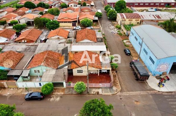 Casa com 3 dormitórios à venda, 145 m² por R$ 250.000 - Chavantes Novo - Chavantes/SP