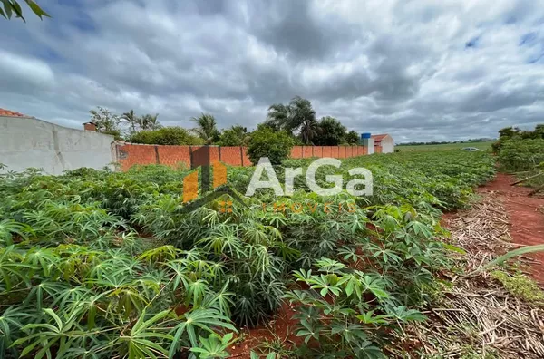 Terreno à venda em Ribeirão do Sul - SP, com 1.042 m² por R$ 200.000