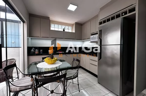 Casa com 3 dormitórios à venda, 153 m² por R$ 700.000,00 - Jardim Paulista - Ourinhos/SP