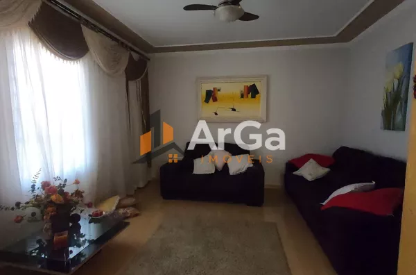 Sobrado com 4 dormitórios à venda, 204 m² por R$ 800.000,00 - Vila Mano - Ourinhos/SP