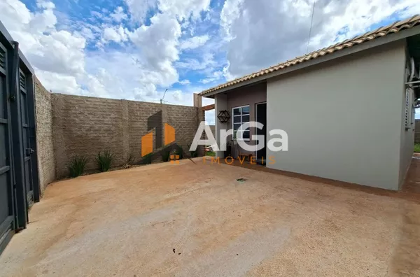 Casa à venda no bairro Vida Nova Ourinhos 2 (Pacaembu), Ourinhos-SP, por R$ 220.000
