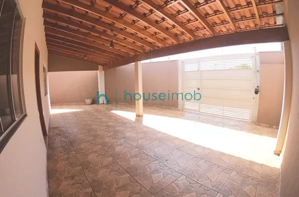 Casa à venda no Jardim Santos Dumont em Ourinhos-SP, com 3 dormitórios sendo 1 suíte por R$ 330.000 - Foto 4