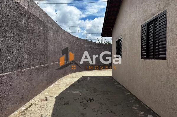 Casa com 2 dormitórios à venda, 52 m² por R$ 170.000,00 - Residencial Recanto dos Pássaros I - Ourinhos/SP