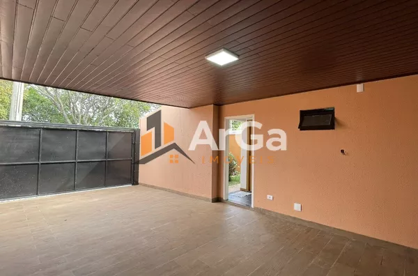 Excelente Sobrado à venda com 5 dormitórios, por R$ 800.000,00 -  Nova Ourinhos, em  Ourinhos/SP