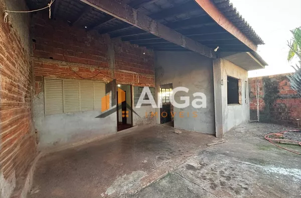 Casa à venda no Jardim Santa Felicidade em Ourinhos-SP, por R$ 200.000