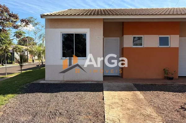  Casa para Locação com 2 dormitórios, por R$ 1.400/mês. No – Condomínio Moradas Clube