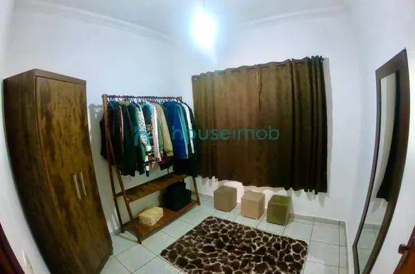 Casa à venda no Jardim Cristal em Ourinhos -SP, com 3 dormitórios, por R$ 350.000 - Foto 3