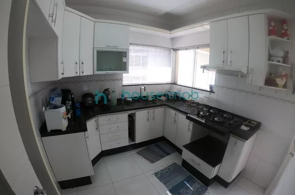 Casa com 3 dormitórios à venda, 214 m² por R$ 1.200.000,00 - Jardim Paulista - Ourinhos/SP - Foto 4