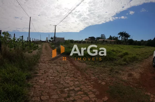Terreno de chácara à venda, com 905,78 m² por R$ 120.000 - Estrada da Cesp - Ourinhos/SP