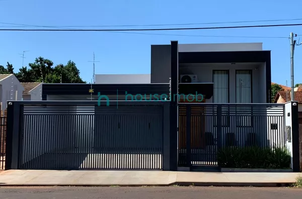 Casa com 3 dormitórios à venda, 319 m² por R$ 1.380.000,00 - Centro - Salto Grande/SP - Foto 1