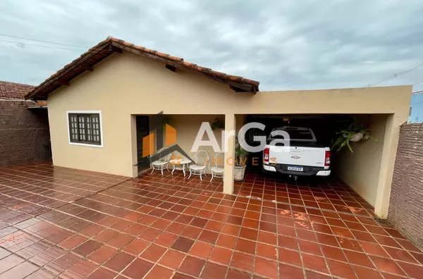 Casa com 3 dormitórios à venda, 145 m² por R$ 250.000 - Chavantes Novo - Chavantes/SP