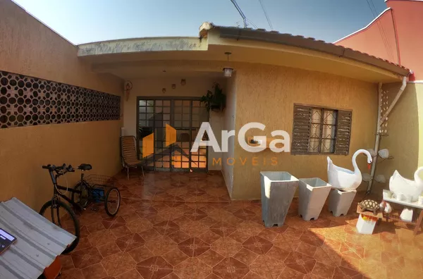Casa com 3 dormitórios à venda, 162 m² de construção e 250 m² de terreno por R$ 300.000 - Jardim das Paineiras - Chavantes/São Paulo