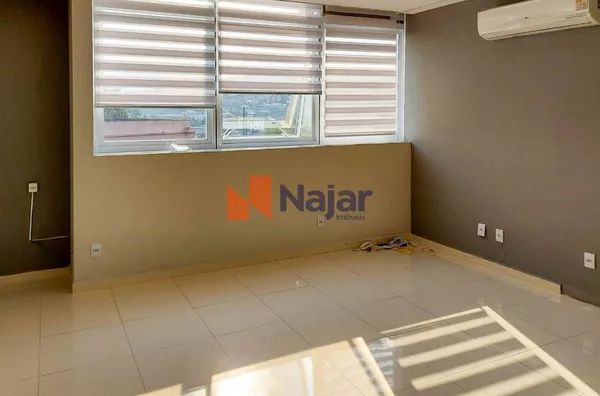 SALA COMERCIAL HELBOR PATTEO MOGILAR