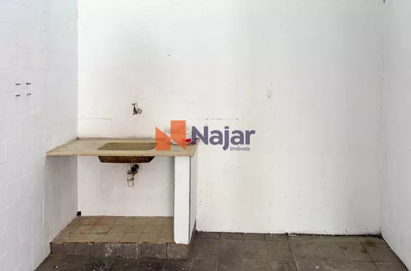 SALA COMERCIAL NO CENTRO