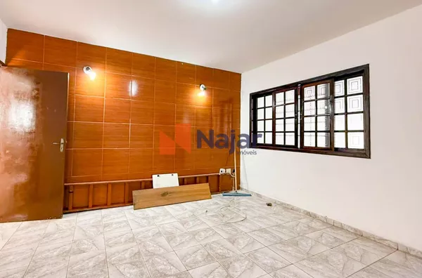 CASA RESIDENCIAL NA VILA OLIVEIRA