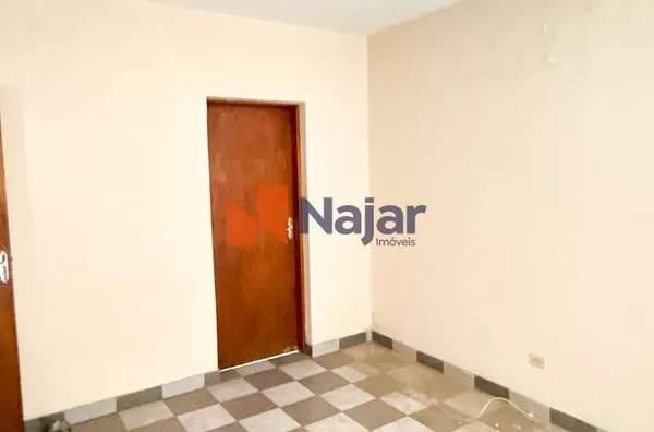 CASA ASSOBRADADA NA VILA NATAL