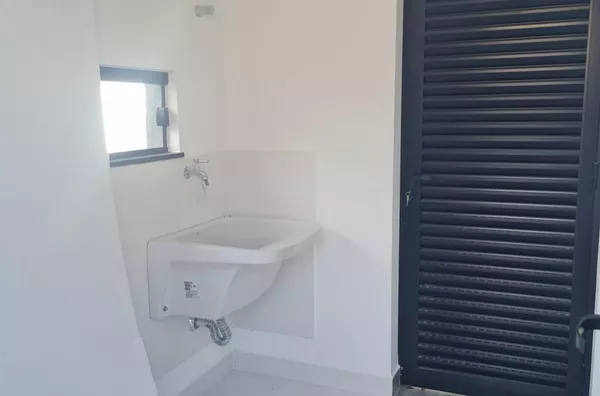 SOBRADO ALTO PADRÃO BAIRRO RODEIO  ( COND. BELLA CITTÁ FAZENDA RODEIO ) - Foto 1