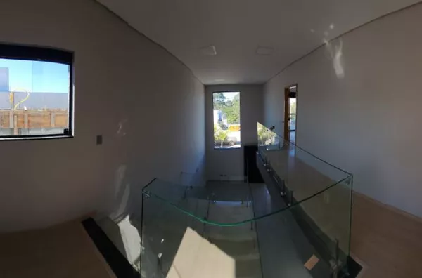 SOBRADO DE ALTO PADRÃO EM CONDOMÍNIO BAIRRO VILA OLIVEIRA (REAL PARK RESERVA) - Foto 2