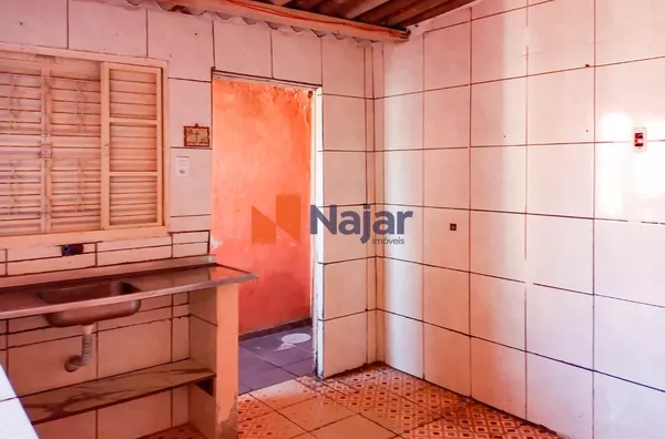 CASA RESIDENCIAL NO JARDIM LAYR - Foto 4