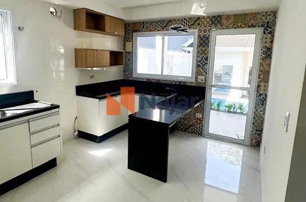 SOBRADO RESIDENCIAL CONDOMÍNIO ARUÃ