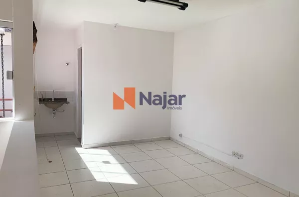 SALA COMERCIAL  NO CENTRO