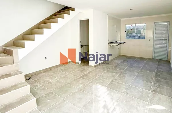 SOBRADOS RESIDENCIAIS VILLAGIO PÉROLA