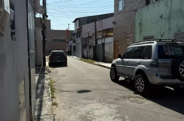 Casa para venda, 3 quarto(s),  Cidade 2000, Fortaleza