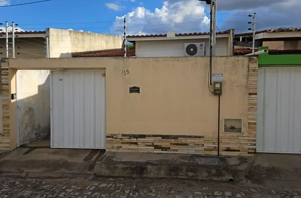 Casa para aluguel,  Planalto Da Catumbela, Russas