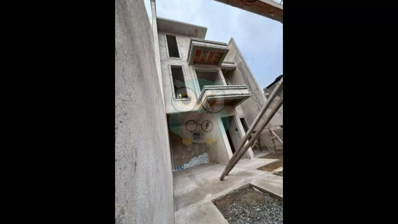 Sobrado para venda,  Sítio Cercado, Curitiba - SO285