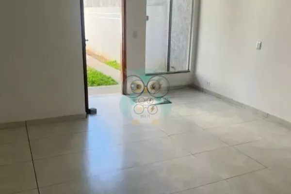 Sobrado á venda, 2 quarto(s),  Sítio Cercado, Curitiba - CA335