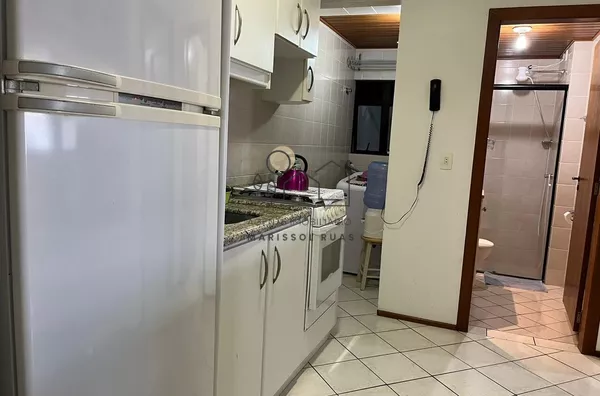 Apartamento pé na areia com VISTA MAR -  Praia dos Ingleses – 1 dormitório, sacada com churrasqueira - Foto 5