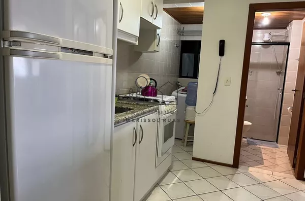 Apartamento pé na areia com VISTA MAR -  Praia dos Ingleses – 1 dormitório, sacada com churrasqueira - Foto 4