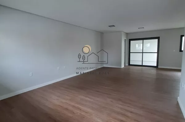 SEU NOVO LAR TE ESPERA NA PRAIA DOS INGLESES - CASA COM 03 DORMITÓRIOS - Foto 4