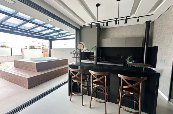 Casa moderna e sustentável com 4 suítes | Tecnologia, conforto e lazer- Praia dos Ingleses - Foto 4