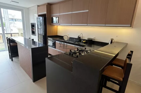 Apartamento mobiliado a venda, 02 quartos, 01 vaga, hobby box, Ingleses Norte. - Foto 2