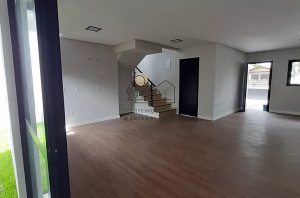 SEU NOVO LAR TE ESPERA NA PRAIA DOS INGLESES - CASA COM 03 DORMITÓRIOS - Foto 3