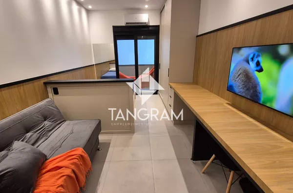 Kitnet/Studio mobiliado com sacada - ao lado da UNIDEP/UTFPR, até 2 pessoas, 32m²
