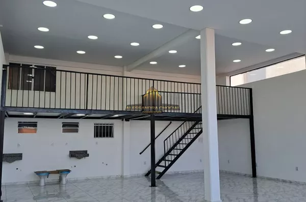Sala nova  comercial térrea com mezanino , 2 banheiros , entradas para ar condicionado, FÁCIL ESTACIONAMENTO  para aluguel, 