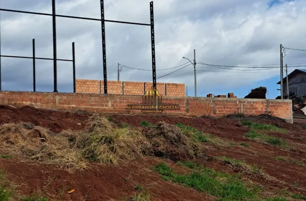 Loteamento Odete Rotava , bairro Jardim Floresta , zona sul de Pato Branco .  R$ 146.000,00     entrada R$29.302,00   +  12x  R$10.745,63  , 24x R$5.851,50  , 36x R$4.237,35  ,  48 x R$3.442,98 , 60x   R$2.976,31 ,  72 x R$2.673,26  PARCELAS FIXAS .