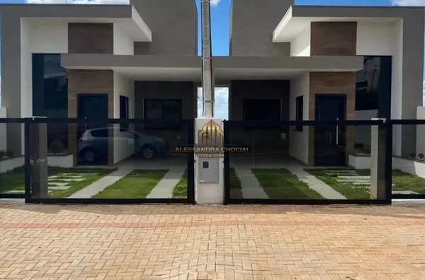 Casa NOVA , suíte +2  quartos  , churrasqueira  ,  área construída 107m2 
