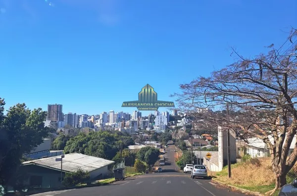 Sobrado para venda,  suíte +2 quartos , pertinho do SESI
