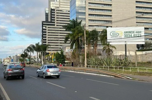 EPTG | Frontlight acesso DF PLAZA
