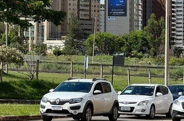 Empena | Águas Claras 2 av. Castanheiras