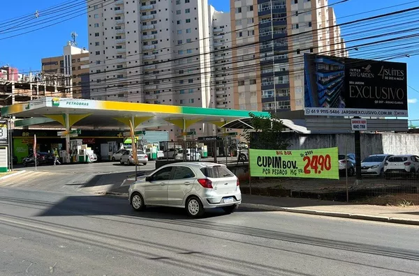 Minifront 2 | Águas Claras av. Castanheiras
