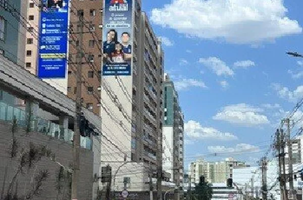 Águas Claras | Empena av. Araucárias Norte Lado E