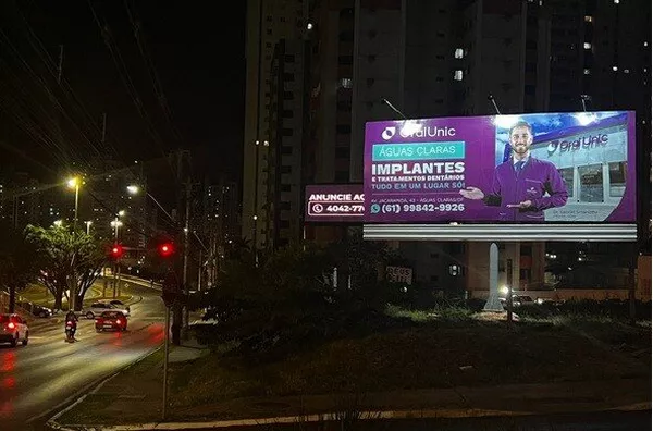 Águas Claras | Frontlight av. Araucárias