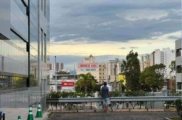 Águas Claras | Empena próx Hospital Brasília Av. Jacarandá