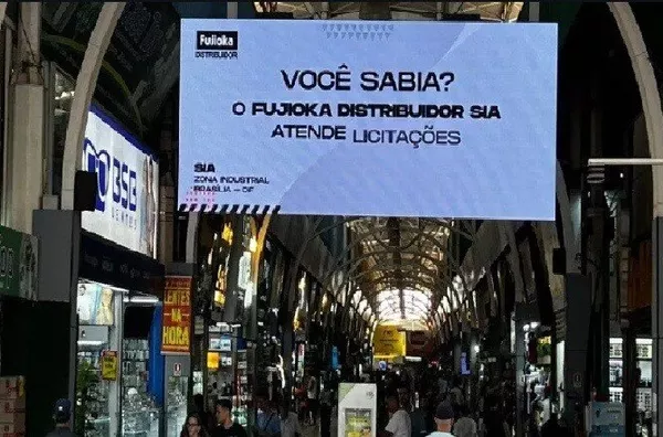 LED | Feira dos Importados entrada principal