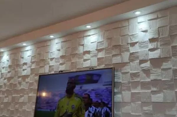 Apartamento para Venda em Carapicuíba / SP no bairro Vila Silviânia